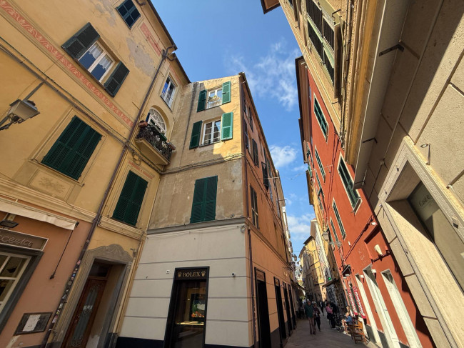 Quadrilocale in vendita a Alassio