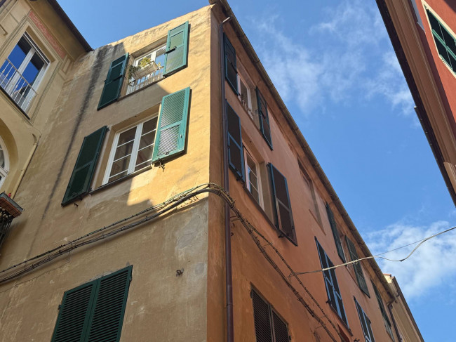 Quadrilocale in vendita a Alassio