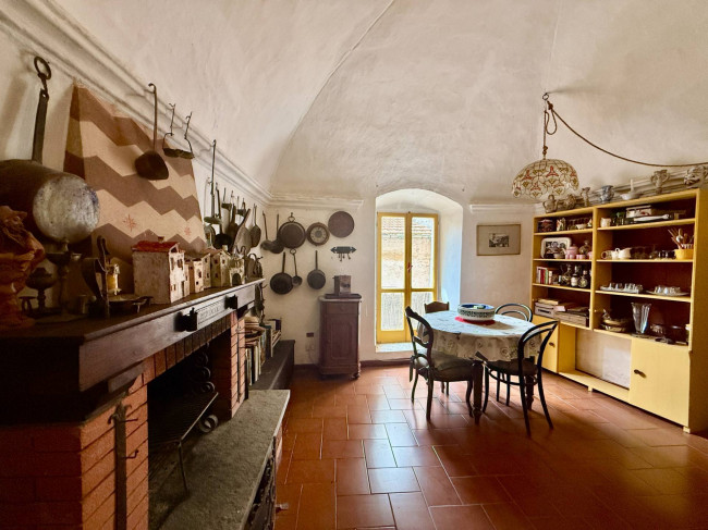 Casa Semindipendente in vendita a Loano