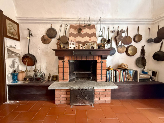 Casa Semindipendente in vendita a Loano