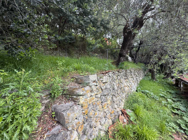 Casa Semindipendente in vendita a Loano
