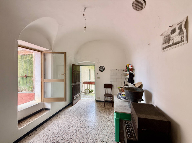 Casa Semindipendente in vendita a Loano