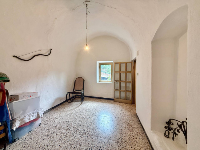 Casa Semindipendente in vendita a Loano