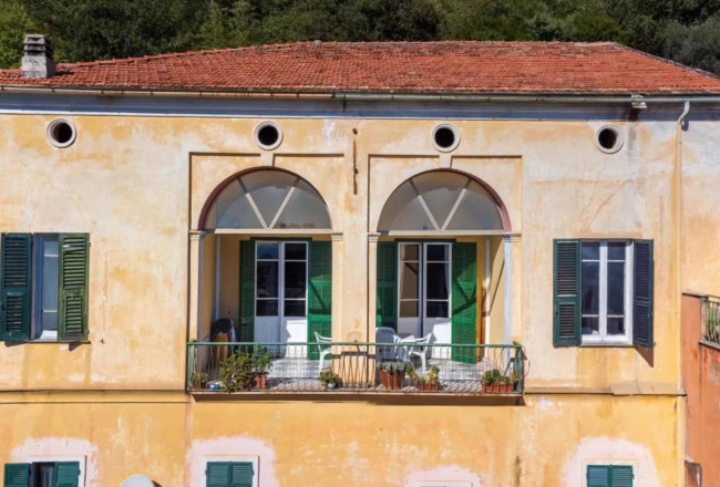 Casa Semindipendente in vendita a Loano