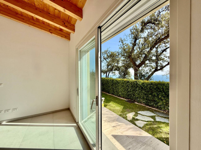 Bilocale con giardino in vendita a Borghetto Santo Spirito