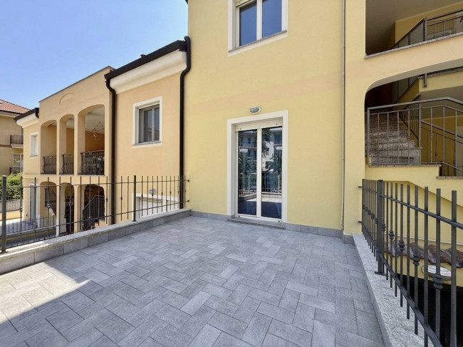 Bilocale con giardino in vendita a Andora