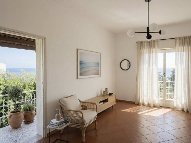 Villa zu verkaufen in Diano Marina