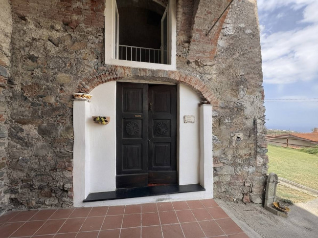 Villa zu verkaufen in Boissano