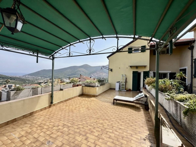 Villa zu verkaufen in Boissano