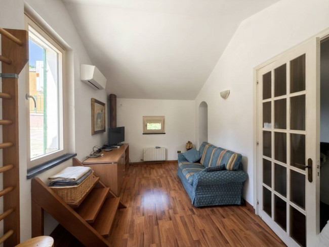 Villa zu verkaufen in Boissano
