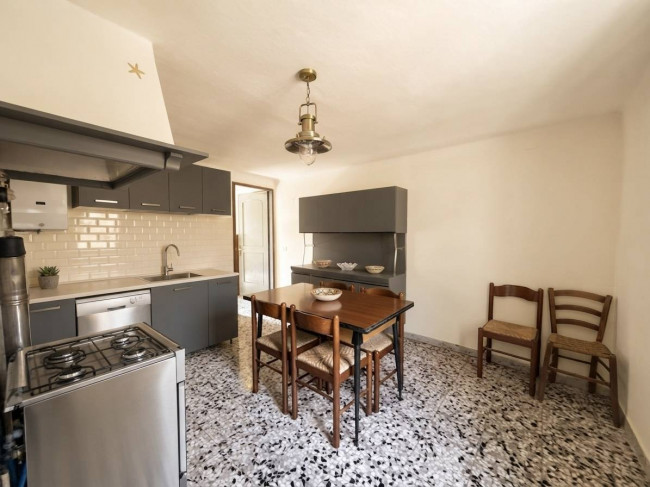 Casa Semindipendente in vendita a Rezzo