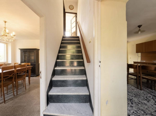 Casa Semindipendente in vendita a Rezzo