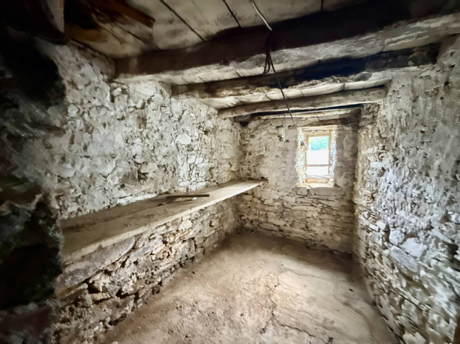 Casa Semindipendente in vendita a Rezzo