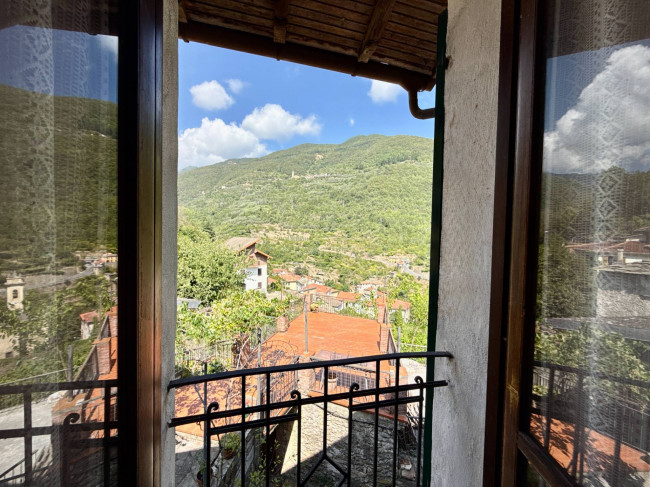 Casa Semindipendente in vendita a Rezzo