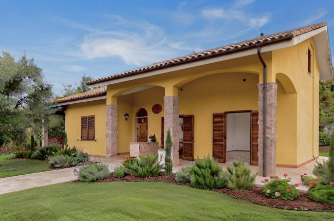 Villa in vendita a Garlenda