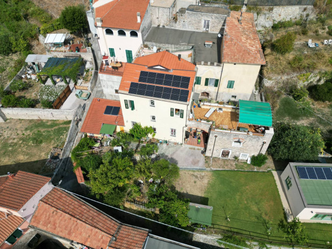Villa zu verkaufen in Boissano