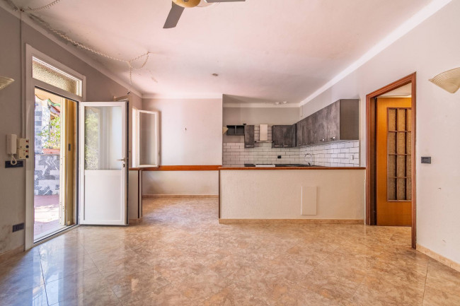 Casa Semindipendente in vendita a Alassio