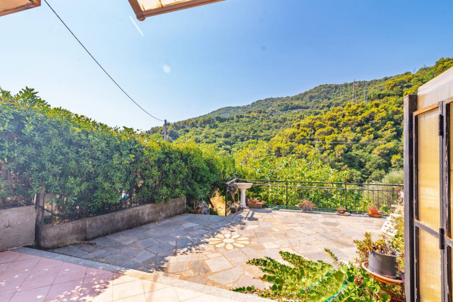 Casa Semindipendente in vendita a Alassio