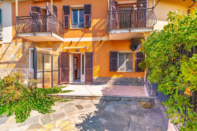 Casa Semindipendente in vendita a Alassio