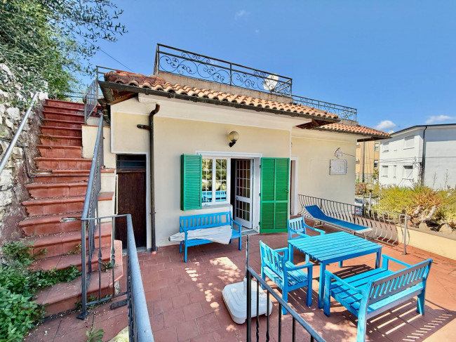 Villa in vendita a Diano Marina