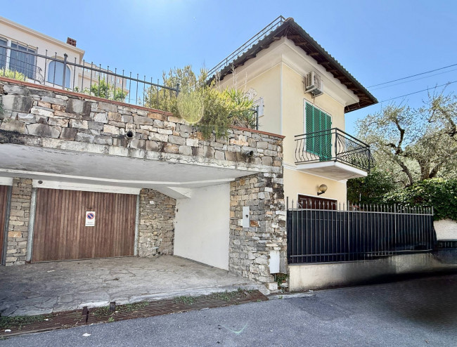 Villa in vendita a Diano Marina