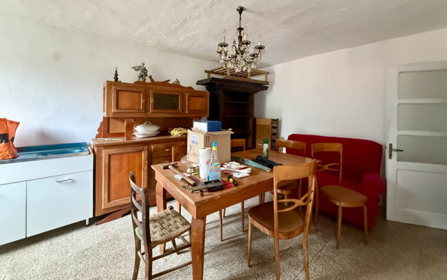 Casa Semindipendente in vendita a Rezzo