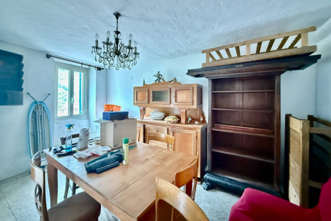 Casa Semindipendente in vendita a Rezzo