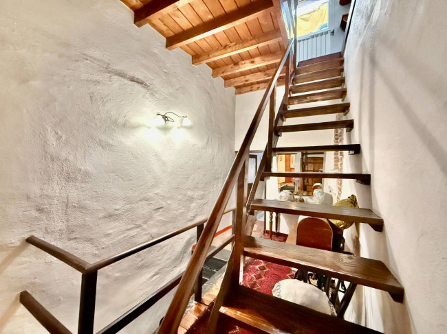 Casa Semindipendente in vendita a Pieve di Teco