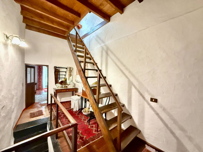 Casa Semindipendente in vendita a Pieve di Teco