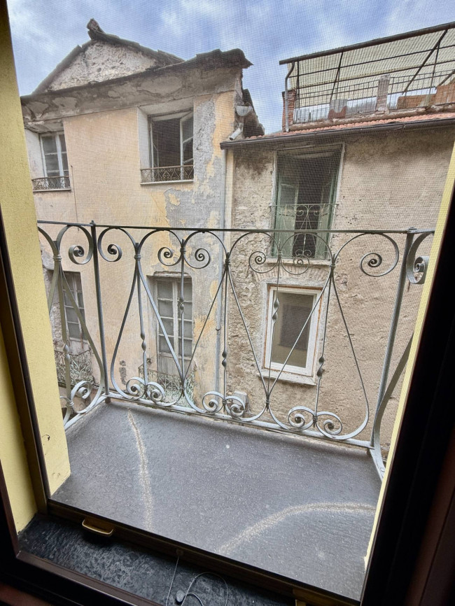 Casa Semindipendente in vendita a Pieve di Teco