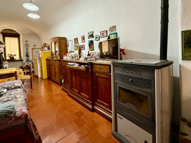 Casa Semindipendente in vendita a Pieve di Teco