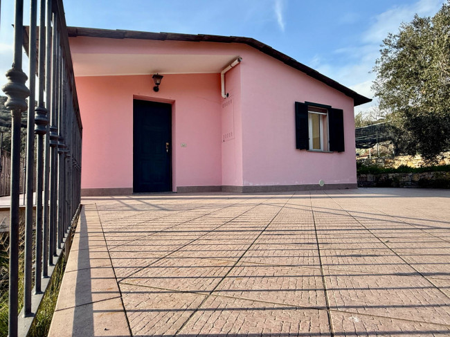 Villa in vendita a Imperia