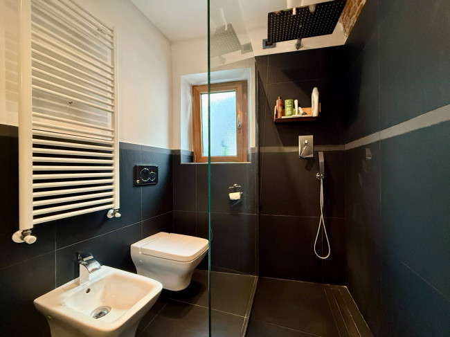 Casa Semindipendente in vendita a Toirano