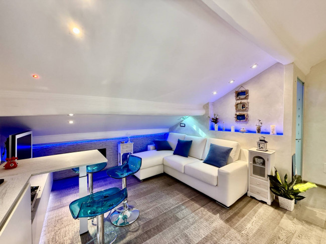 Bilocale in vendita a Loano