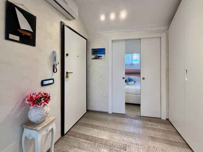 Bilocale in vendita a Loano