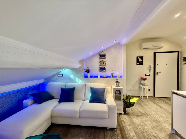 Bilocale in vendita a Loano