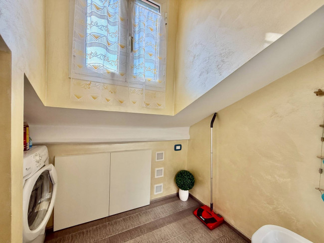 Bilocale in vendita a Loano