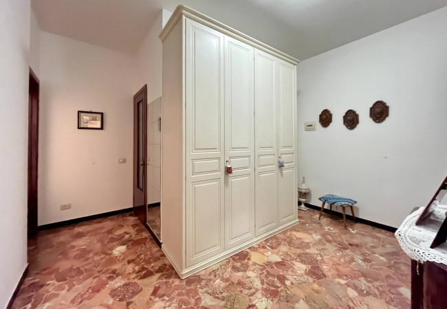 Quadrilocale in vendita a Albenga