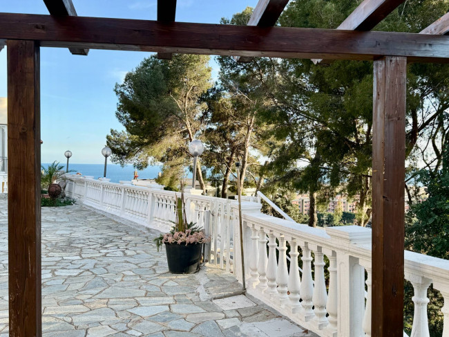 Villetta a schiera in vendita a Andora