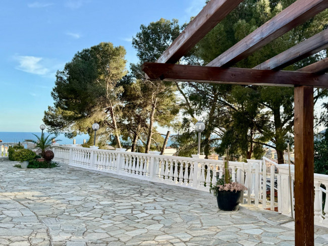 Villetta a schiera in vendita a Andora