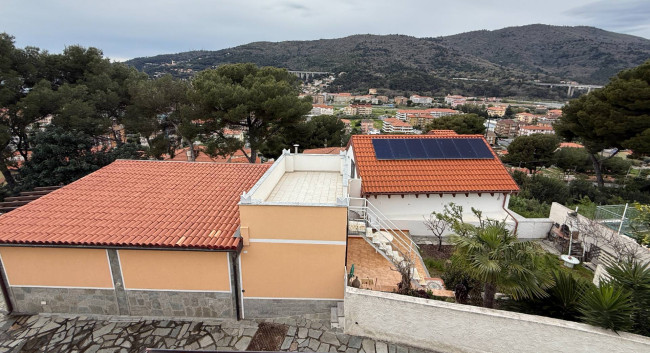 Villetta a schiera in vendita a Andora