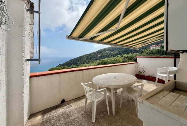 Quadrilocale in vendita a Andora