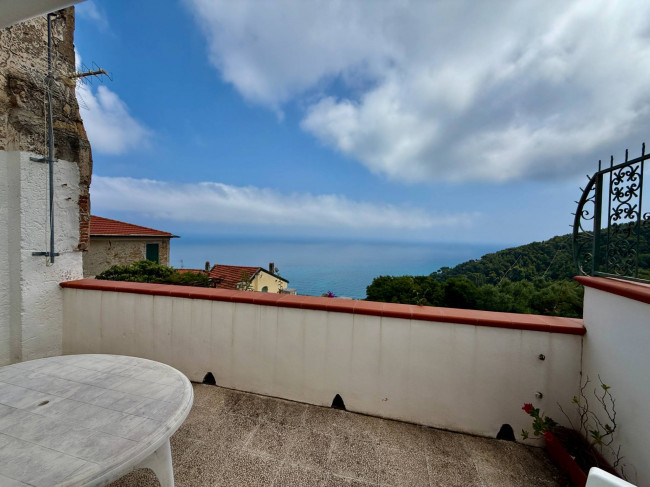 Quadrilocale in vendita a Andora