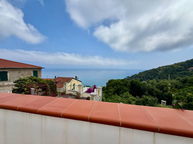 Quadrilocale in vendita a Andora