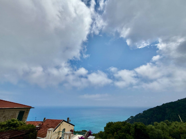 Quadrilocale in vendita a Andora