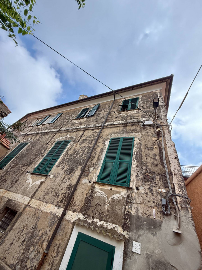 Quadrilocale in vendita a Andora