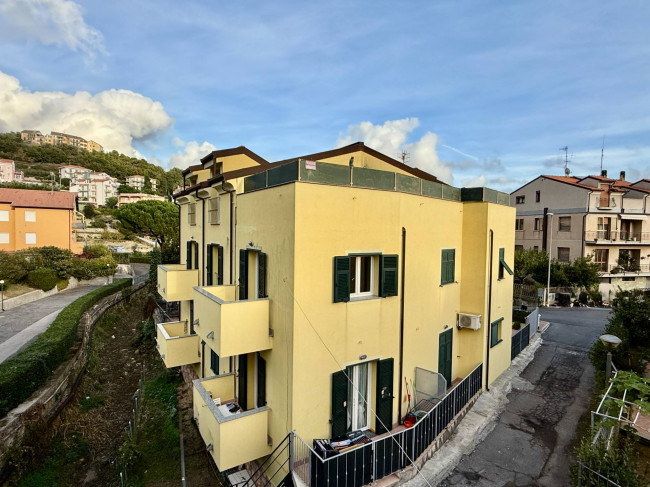 Trilocale in vendita a Pietra Ligure
