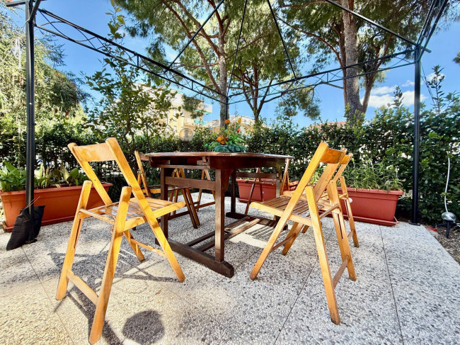 Trilocale in vendita a Loano