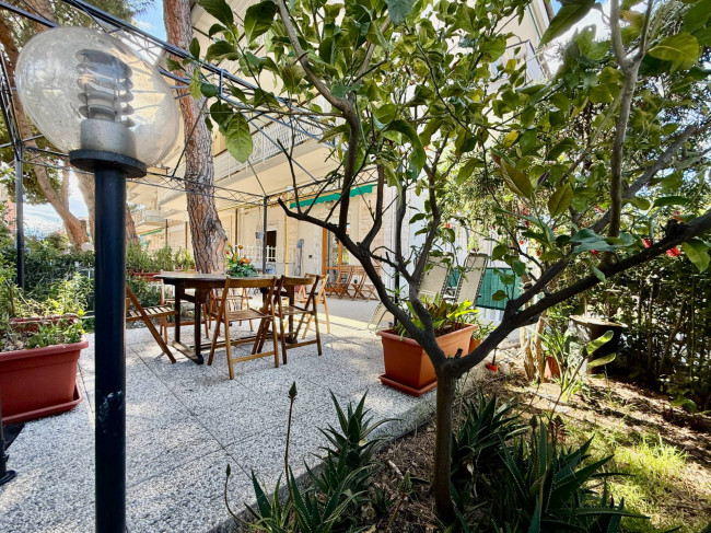 Trilocale in vendita a Loano