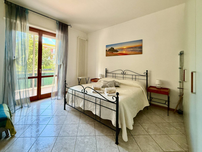 Trilocale in vendita a Loano